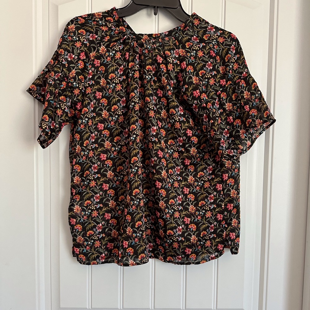 NW half a tag 🤭 LOFT Bell SS Floral Print Blouse Size SP